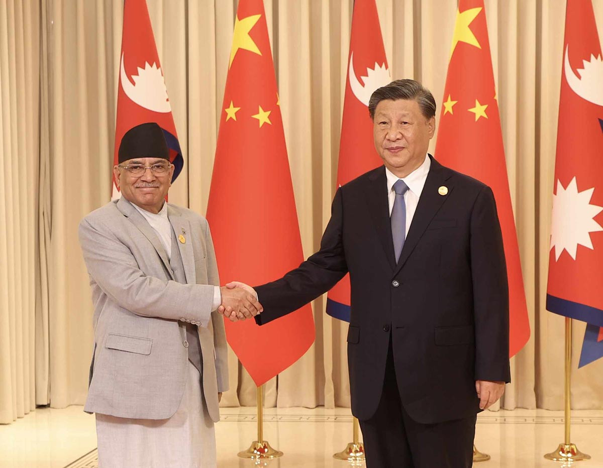pm-prachanda-meeting-chin-1695469316.jpg