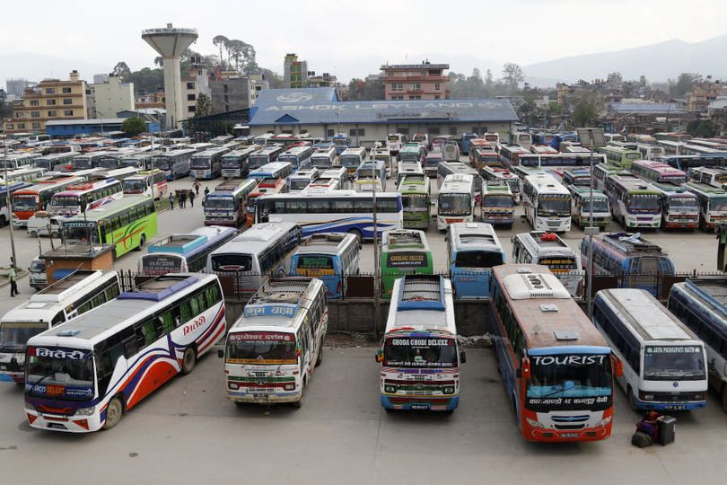 bus-1696650316.jpg